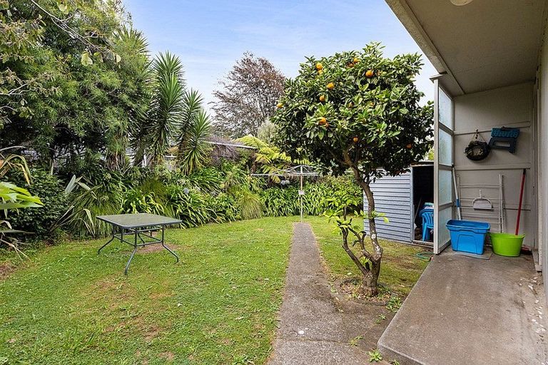 Photo of property in 15b Parsons Street, Vogeltown, New Plymouth, 4310