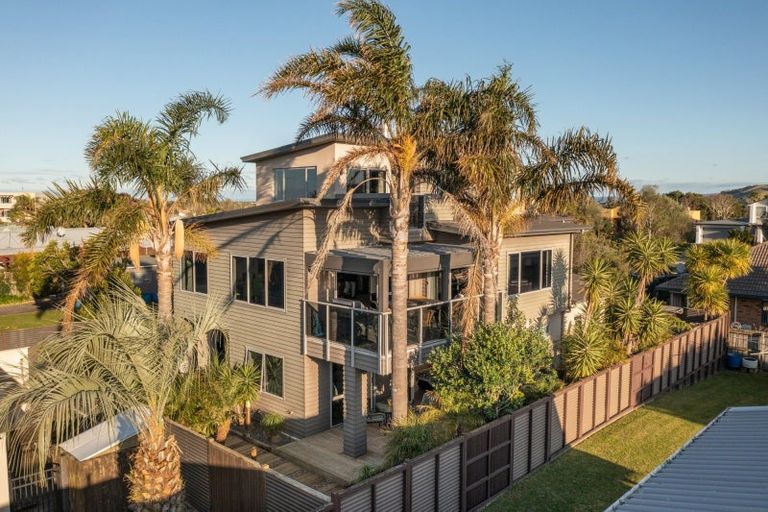 Photo of property in 160b Dickson Road, Papamoa Beach, Papamoa, 3118