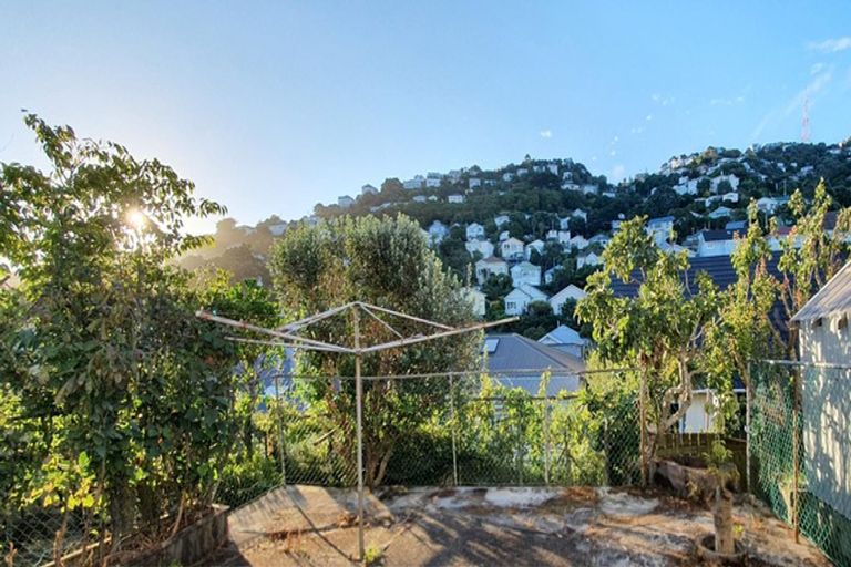 Photo of property in 42 Waipapa Road, Hataitai, Wellington, 6021