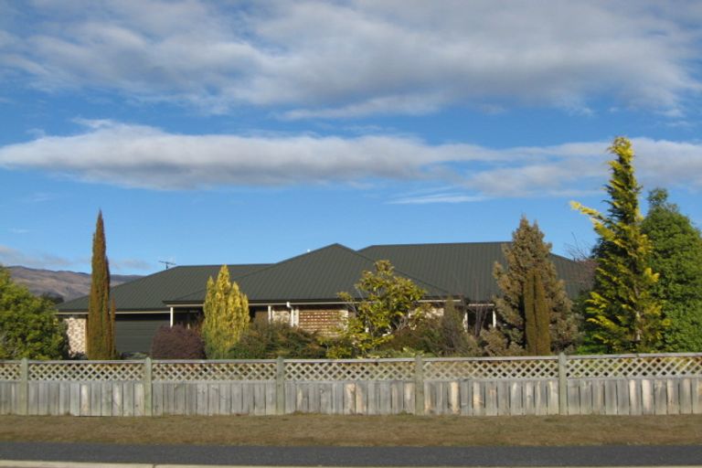 Photo of property in 101 Mount Iron Drive, Wanaka, 9305