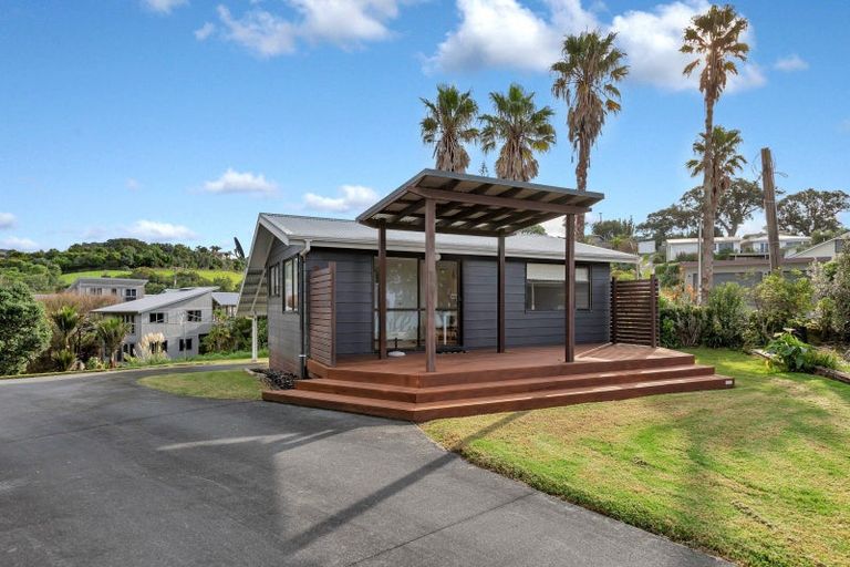 Photo of property in 1202 Cove Road, Langs Beach, Waipu, 0582