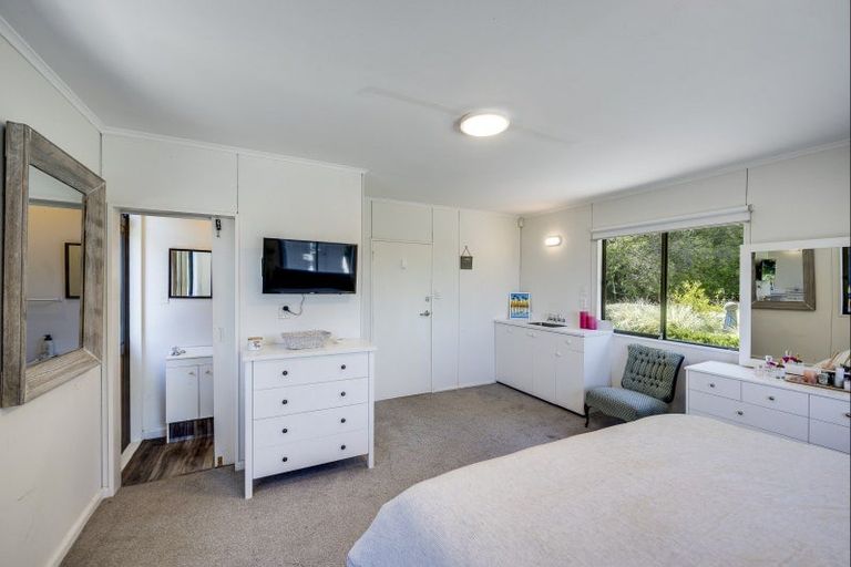 Photo of property in 77 Algernon Road, Longlands, Hastings, 4172