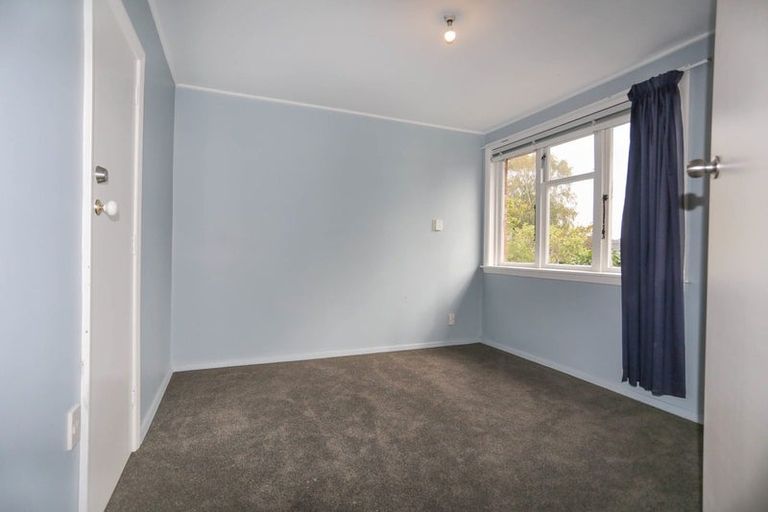 Photo of property in 28 Hillary Crescent, Upper Riccarton, Christchurch, 8041
