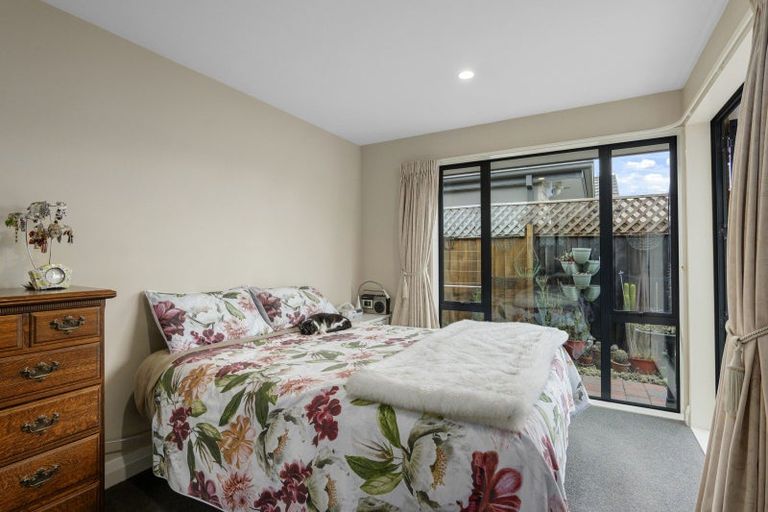 Photo of property in 12c Grassmere Street, Papanui, Christchurch, 8052