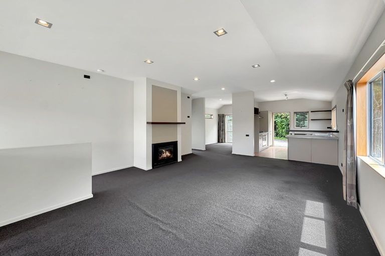 Photo of property in 27a Waverton Terrace, Churton Park, Wellington, 6037