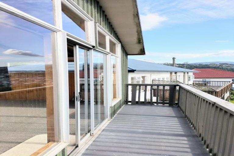 Photo of property in 67 Easther Crescent, Kew, Dunedin, 9012