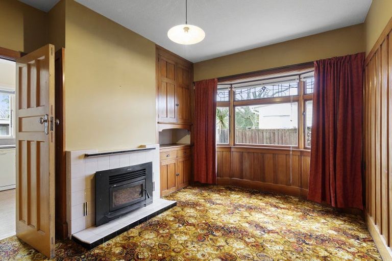 Photo of property in 337 Ferry Road, Waltham, Christchurch, 8011