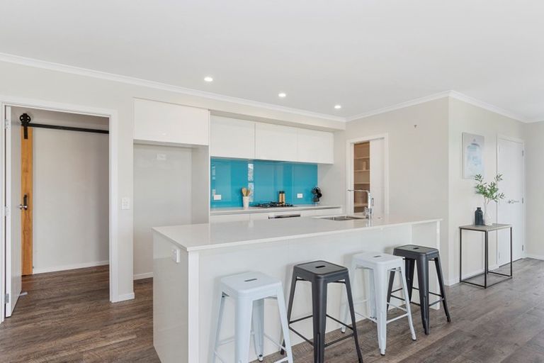 Photo of property in 1 Saddlers Way, Papamoa, 3118