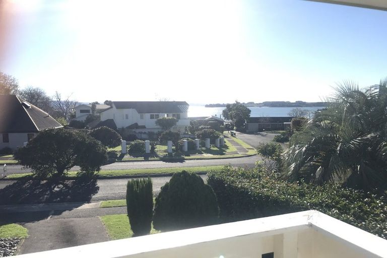 Photo of property in 10 Myrtle Drive, Omokoroa, 3114