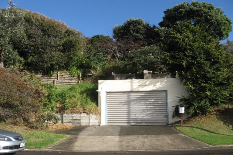 Photo of property in 12 Allen Road, Raumati Beach, Paraparaumu, 5032