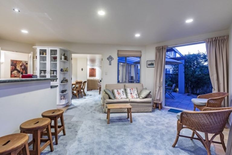 Photo of property in 1/19 Frater Avenue, Milford, Auckland, 0620