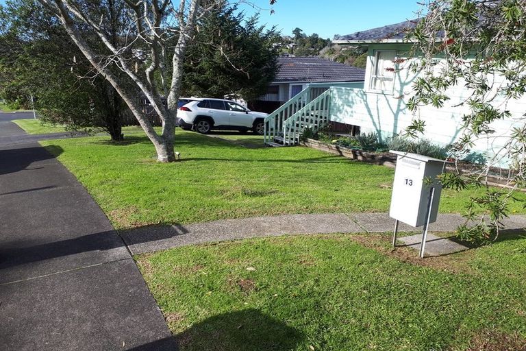 Photo of property in 13 Cranston Street, Torbay, Auckland, 0632