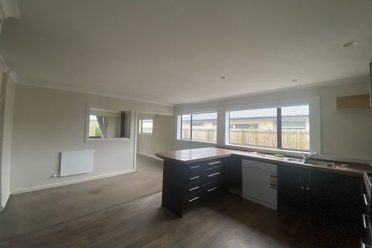 Photo of property in 52 Sawyers Arms Road, Northcote, Christchurch, 8052