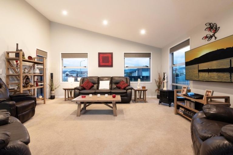 Photo of property in 51 Kohekohe Road, Papamoa Beach, Papamoa, 3118