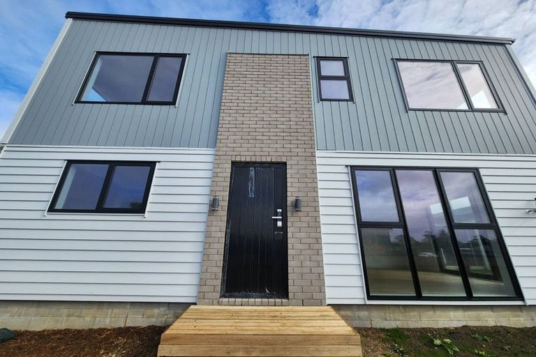 Photo of property in 25 Friesian Drive, Mangere, Auckland, 2022