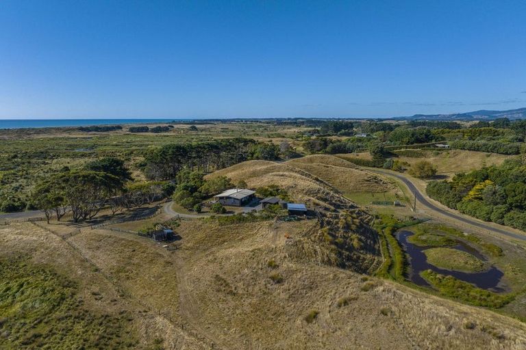Photo of property in 245 Te Hapua Road, Te Horo, Otaki, 5581