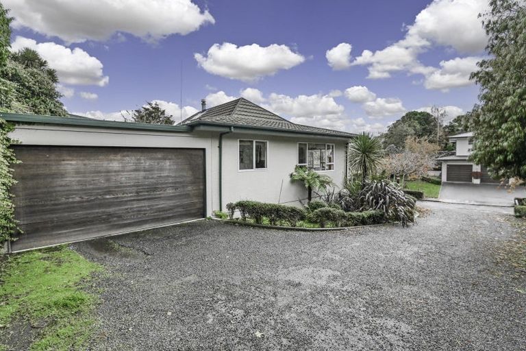 Photo of property in 17 Muritai Crescent, Havelock North, 4130