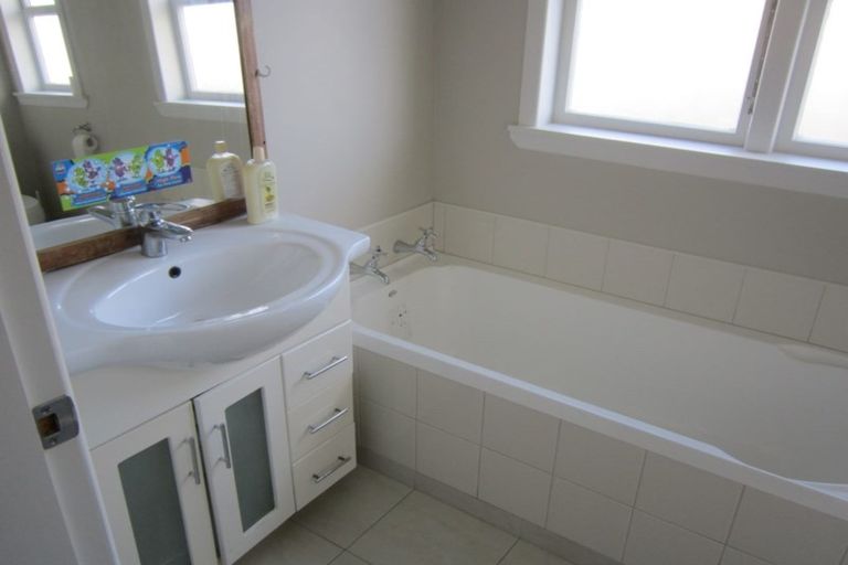 Photo of property in 60 Matene Street, Otaki, 5512