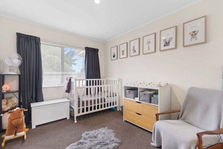 Photo of property in 21 Penney Green, Nawton, Hamilton, 3200