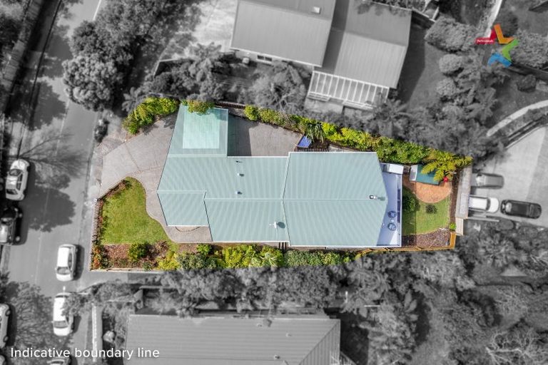 Photo of property in 35 Harbour View Road, Harbour View, Lower Hutt, 5010