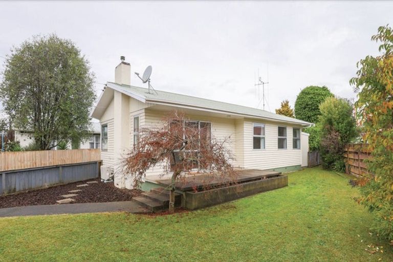 Photo of property in 18 Tomin Road, Glenview, Hamilton, 3206