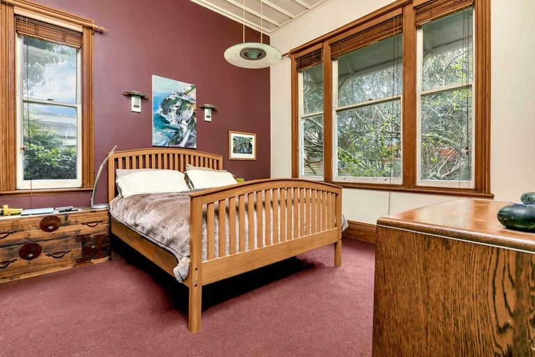 Photo of property in 25 Princes Street, Northcote Point, Auckland, 0627