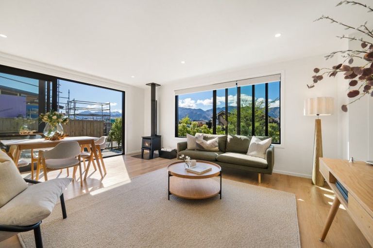 Photo of property in 181 Burdon Loop, Lake Hawea, 9382