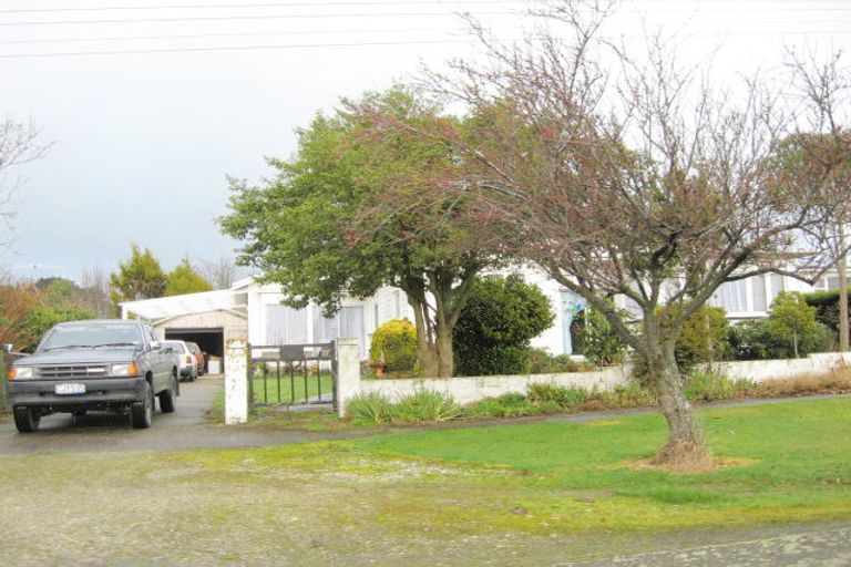 Photo of property in 66 Brydone Street, Edendale, 9825