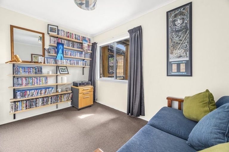 Photo of property in 1 Waitawa Place, Lynmore, Rotorua, 3010