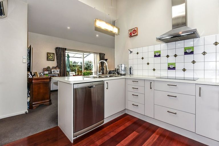 Photo of property in 1/36 Hammersley Avenue, Shirley, Christchurch, 8013