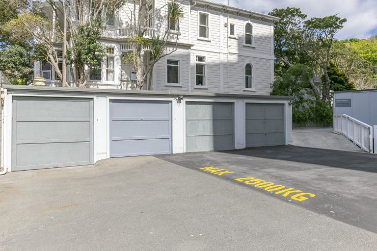 Photo of property in Herbert Gardens, 186 The Terrace, Wellington Central, Wellington, 6011