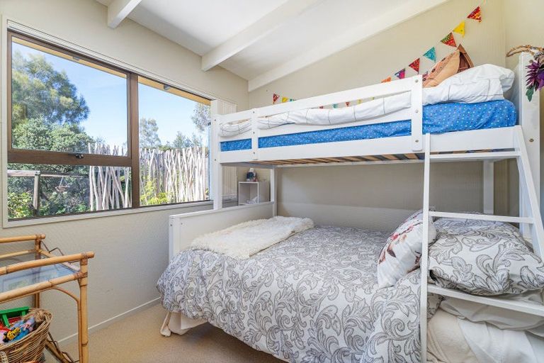 Photo of property in 15 Hilldale Crescent, Kuaotunu West, Whitianga, 3592