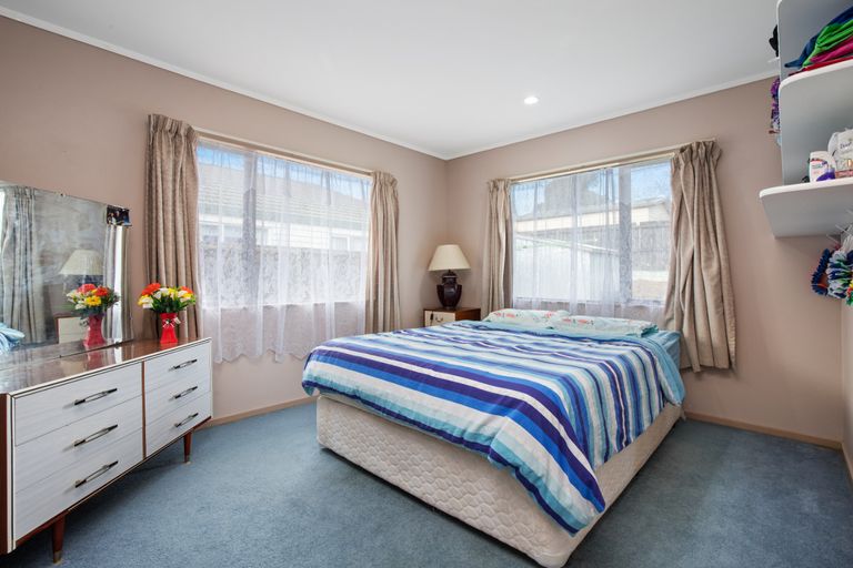 Photo of property in 22 Margarita Rise, Pukekohe, 2120