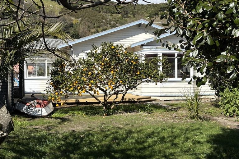 Photo of property in 122 Milton Street, The Wood, Nelson, 7010