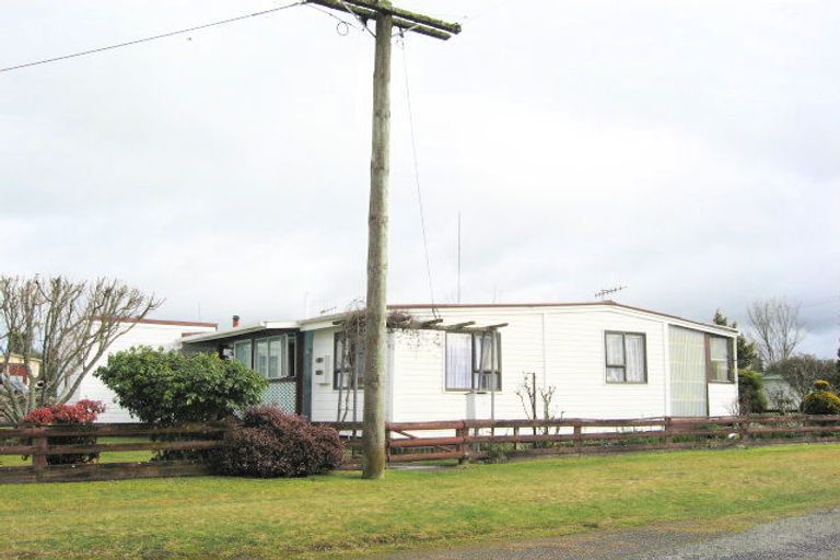 Photo of property in 166 Rangatira Drive, Mangakino, 3421
