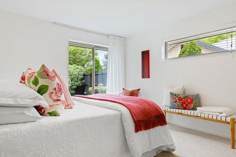 Photo of property in 5 Levinge Lane, Hillmorton, Christchurch, 8024