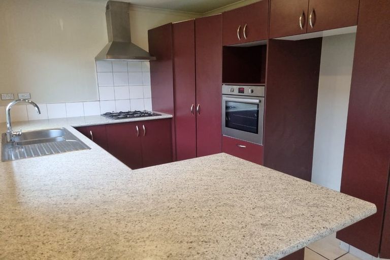 Photo of property in 33 Parkside Drive, Huntington, Hamilton, 3210