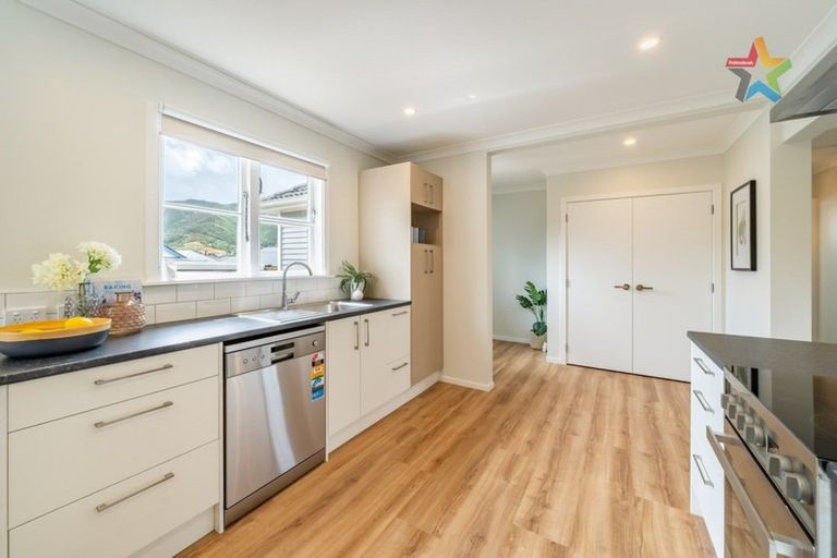 Photo of property in 110b Wellington Road, Wainuiomata, Lower Hutt, 5014