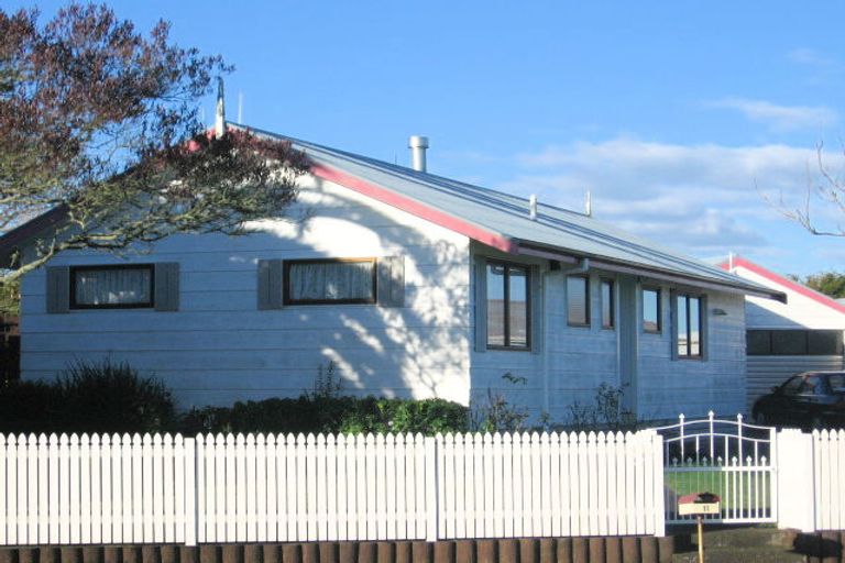 Photo of property in 11 Highland Drive, Pukete, Hamilton, 3200