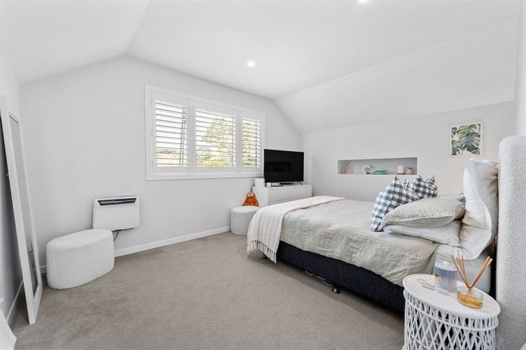 Photo of property in 18b Hobbs Road, Matakatia, Whangaparaoa, 0930