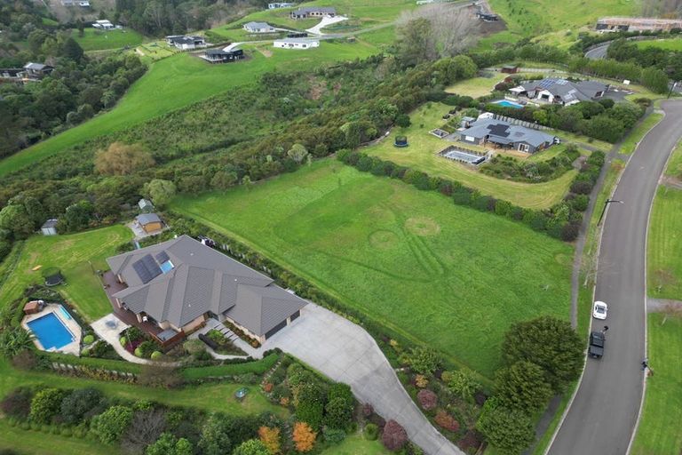 Photo of property in 21 Riverstone Drive, Welcome Bay, Tauranga, 3112