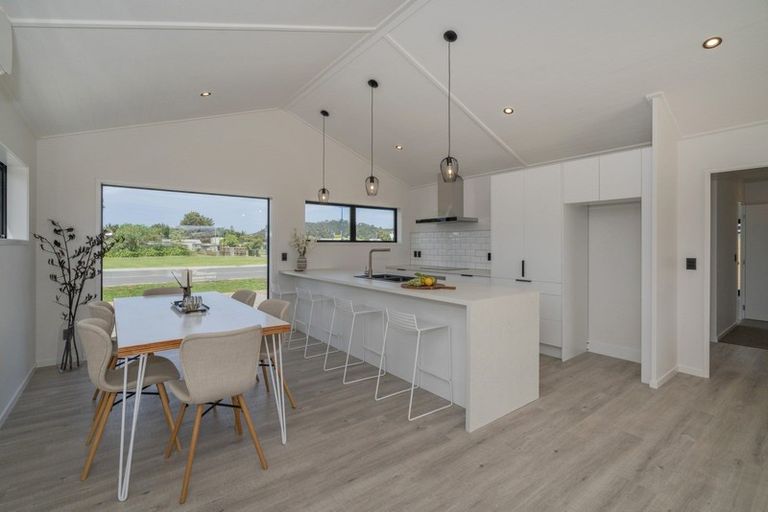 Photo of property in 26 Palm Drive, Whitianga, 3510