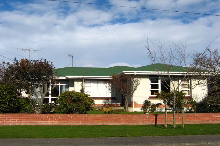 Photo of property in 37 Kakapo Street, Waikiwi, Invercargill, 9810