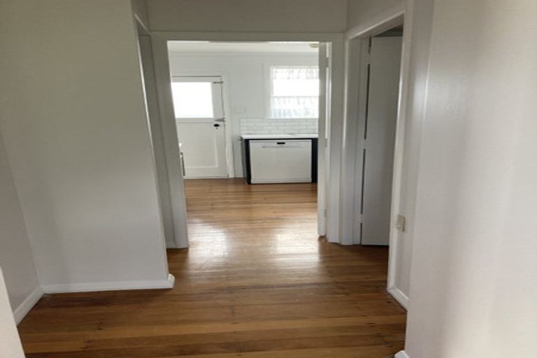 Photo of property in 3a Doncaster Terrace, Ascot Park, Porirua, 5024