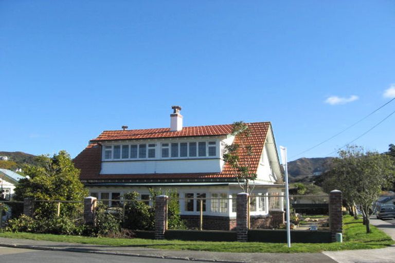 Photo of property in 75 Friend Street, Karori, Wellington, 6012