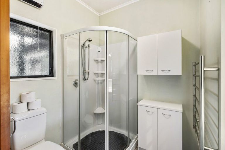 Photo of property in 23 Tennis Court Road, Raumati South, Paraparaumu, 5032