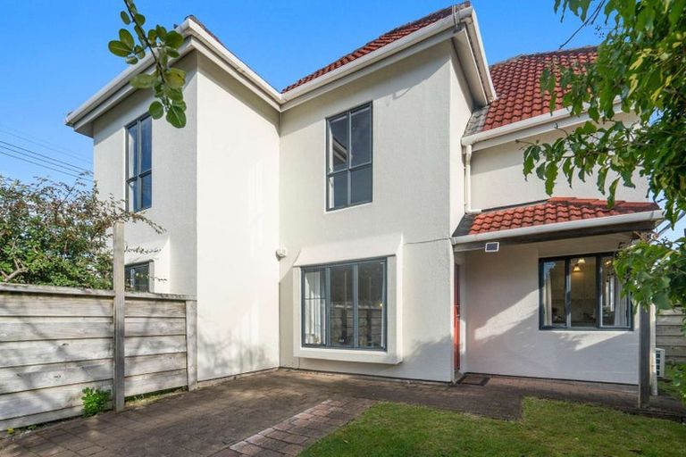 Photo of property in 5/70 Waiwhetu Road, Waiwhetu, Lower Hutt, 5010