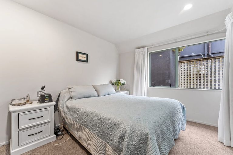 Photo of property in 40 Vipond Road, Stanmore Bay, Whangaparaoa, 0932