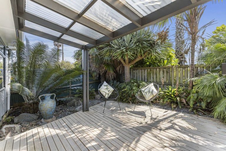 Photo of property in 185 Hibiscus Coast Highway, Red Beach, 0932