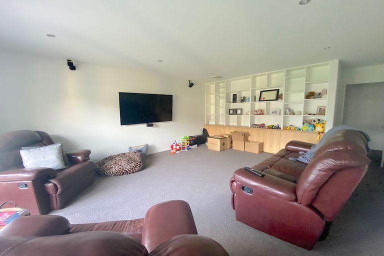 Photo of property in 8 Jennabelle Lane, Halswell, Christchurch, 8025